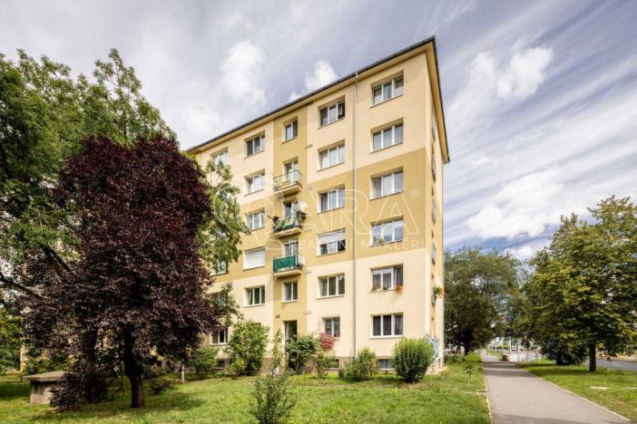 Prodej bytu 3+1, Praha, 75 m2