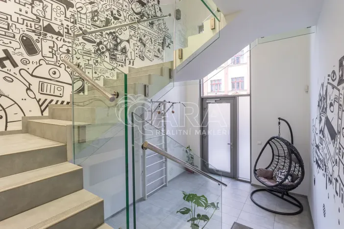 Prodej kanceláře, Praha - Žižkov, Prokopova, 347 m2