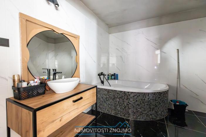 Prodej vícegeneračního domu, Znojmo, Koželužská, 170 m2