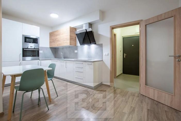 Pronájem bytu 2+kk, Praha - Letňany, Škrábkových, 41 m2