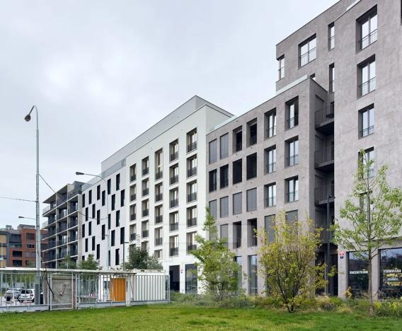 Pronájem bytu 1+kk, Praha - Smíchov, Toyen, 42 m2