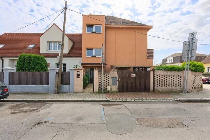 Prodej bytu 3+kk, Praha - Liboc, Jenečská, 79 m2