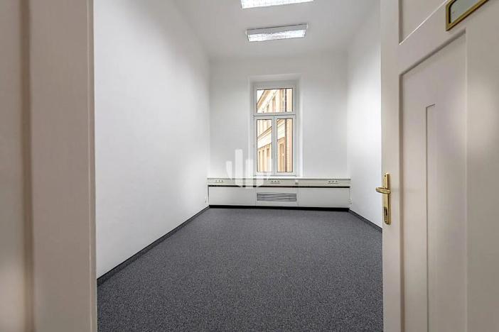 Pronájem kanceláře, Praha - Nové Město, Opletalova, 278 m2