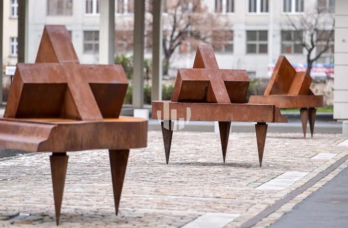 Pronájem kanceláře, Praha - Holešovice, U průhonu, 350 m2