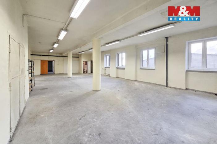 Pronájem obchodního prostoru, Karlovy Vary - Doubí, Studentská, 157 m2