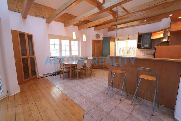 Pronájem rodinného domu, Praha - Koloděje, Kvasinská, 200 m2