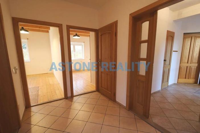 Pronájem rodinného domu, Praha - Koloděje, Kvasinská, 200 m2