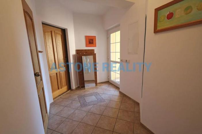 Pronájem rodinného domu, Praha - Koloděje, Kvasinská, 200 m2