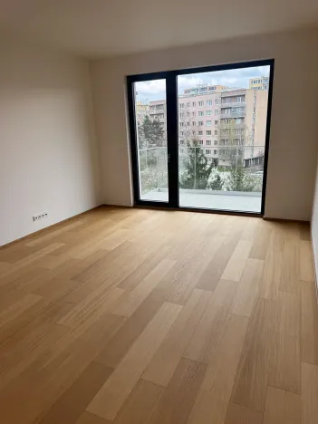 Pronájem bytu 2+kk, Praha, V třešňovce, 57 m2