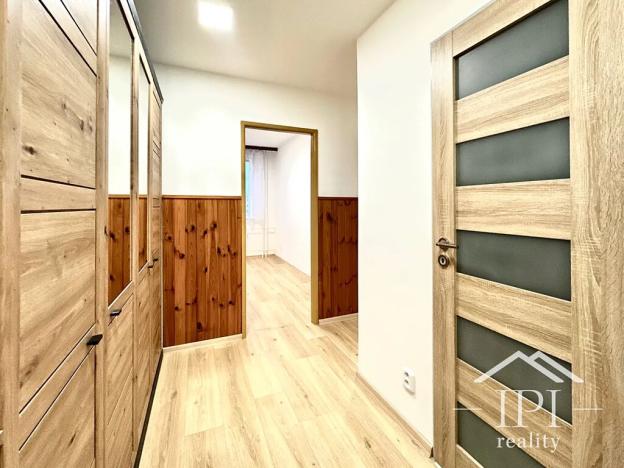 Pronájem bytu 2+kk, Praha - Střížkov, Šluknovská, 39 m2