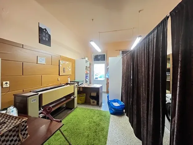 Pronájem obchodního prostoru, Praha - Holešovice, Osadní, 36 m2