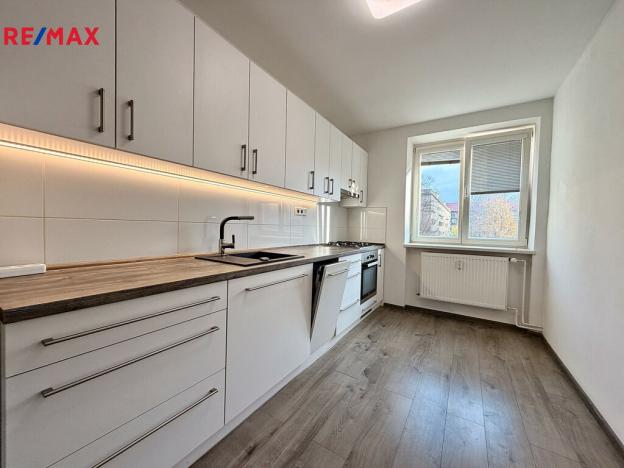 Pronájem bytu 1+1, Ostrava - Poruba, Čs. exilu, 40 m2