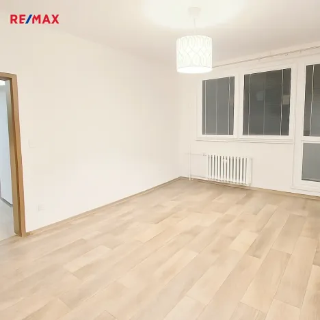 Pronájem bytu 1+1, Orlová, Masarykova třída, 39 m2