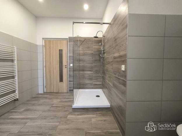 Pronájem bytu 3+1, Sokolov, Nádražní, 100 m2