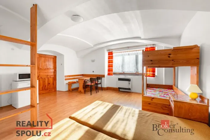 Prodej rodinného domu, Doksy, Lipové náměstí, 319 m2