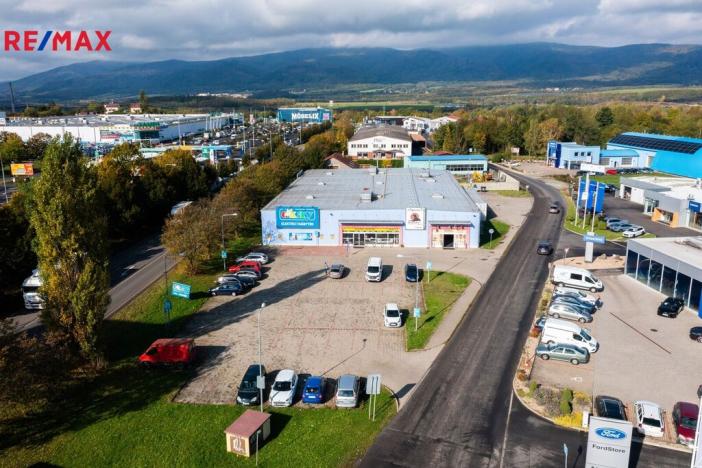 Pronájem obchodního prostoru, Ústí nad Labem - Všebořice, Podhoří, 1210 m2