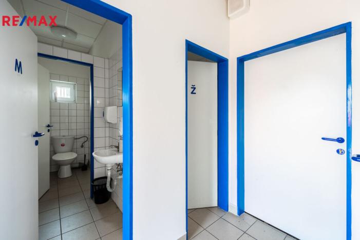 Pronájem obchodního prostoru, Ústí nad Labem - Všebořice, Podhoří, 1210 m2