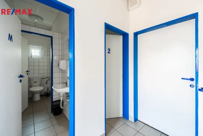 Pronájem obchodního prostoru, Ústí nad Labem - Všebořice, Podhoří, 1210 m2