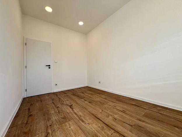 Prodej bytu 2+kk, Praha, Průběžná, 49 m2