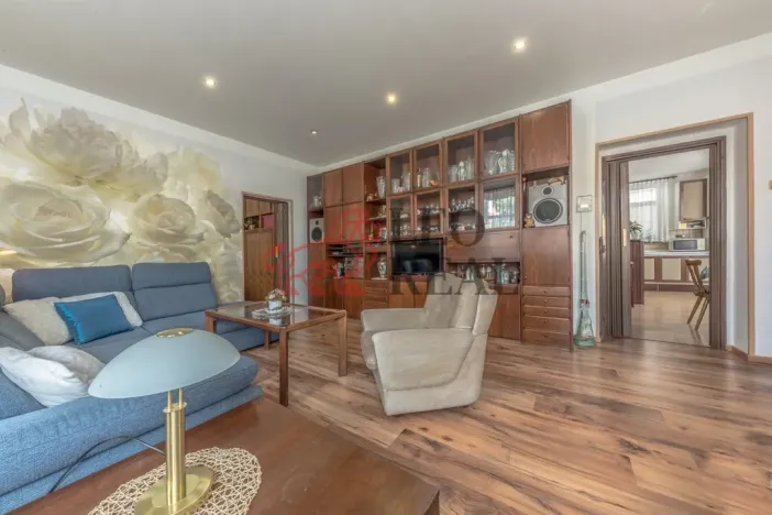 Prodej rodinného domu, Mladá Boleslav - Mladá Boleslav III, Zahradníkova, 384 m2