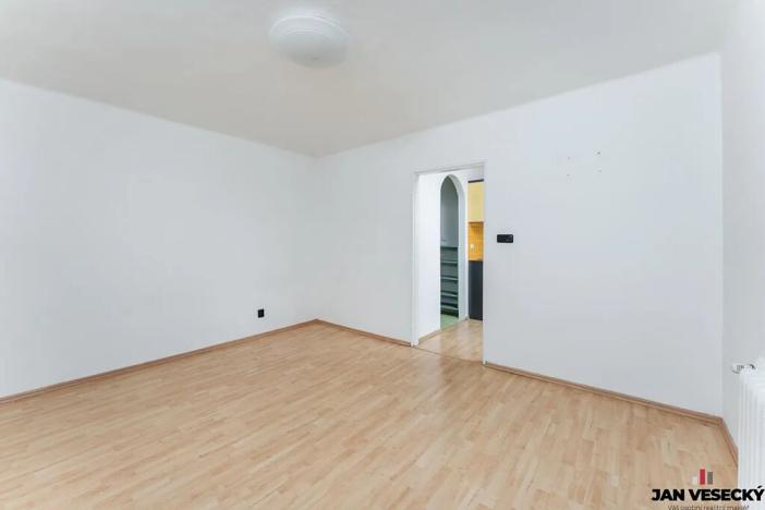 Pronájem bytu 1+1, Praha - Čakovice, Otavská, 29 m2