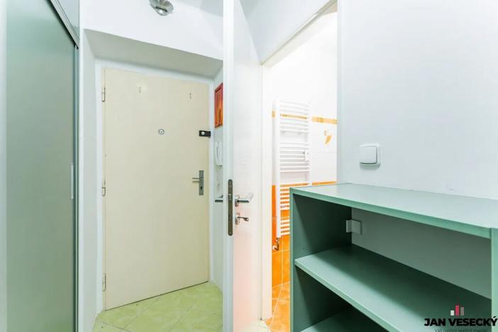 Pronájem bytu 1+1, Praha - Čakovice, Otavská, 29 m2