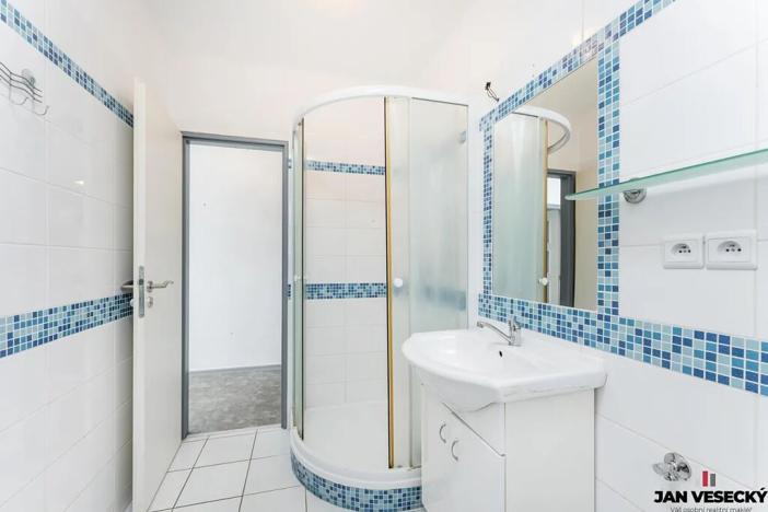 Pronájem bytu 3+1, Praha - Čakovice, U Párníků, 54 m2