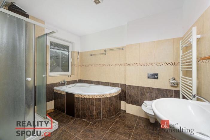 Prodej rodinného domu, Liberec - Liberec XXII-Horní Suchá, Svárovská, 450 m2