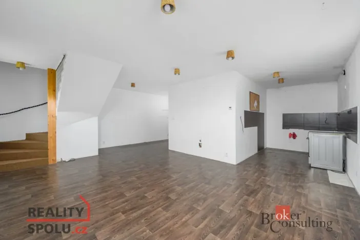 Prodej rodinného domu, Liberec - Liberec XXII-Horní Suchá, Svárovská, 450 m2