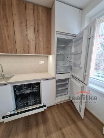 Pronájem bytu 4+1, Opava - Kylešovice, 17. listopadu, 87 m2