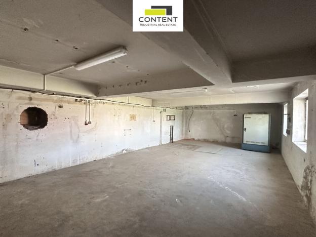 Pronájem výrobních prostor, Praha - Třeboradice, Za tratí, 2399 m2