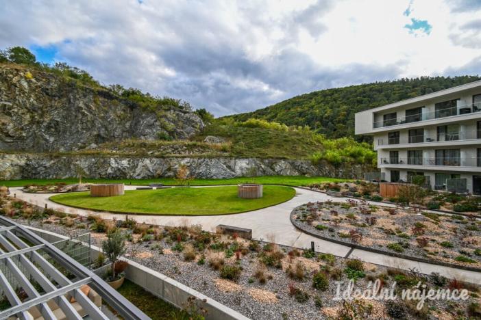 Pronájem bytu 1+kk, Brno, Bystrcká, 36 m2