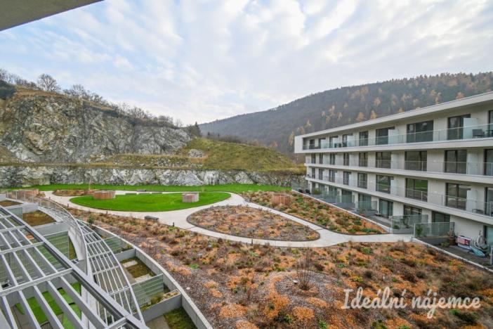 Pronájem bytu 1+kk, Brno, Bystrcká, 36 m2