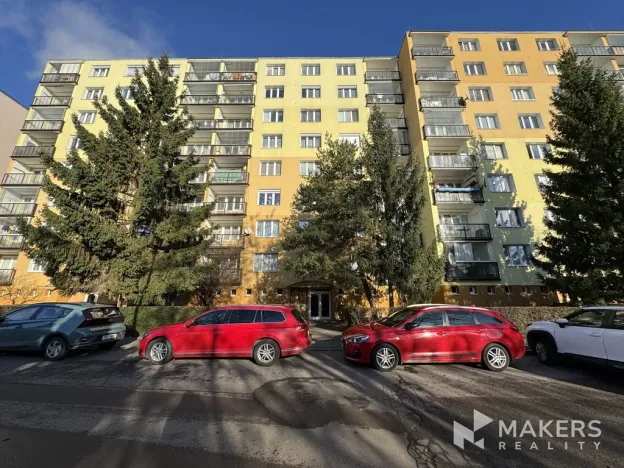 Pronájem bytu 3+1, Praha - Kamýk, Zárubova, 83 m2