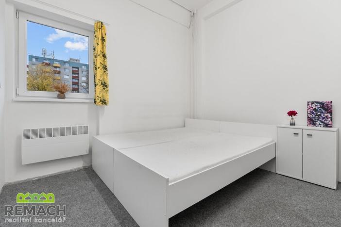 Pronájem ubytování, Uherské Hradiště, náměstí Republiky, 92 m2