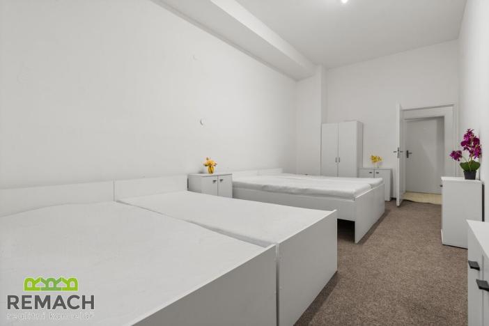 Pronájem ubytování, Uherské Hradiště, náměstí Republiky, 92 m2