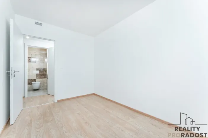 Prodej bytu 4+kk, Praha, Zimova, 89 m2