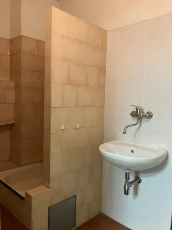 Pronájem komerční nemovitosti, Praha - Bubeneč, Národní obrany, 34 m2