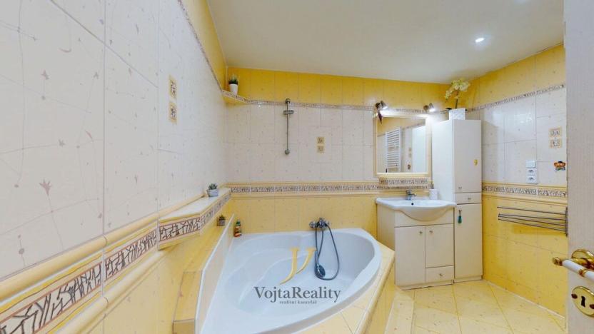 Prodej rodinného domu, Grygov, Komenského, 200 m2