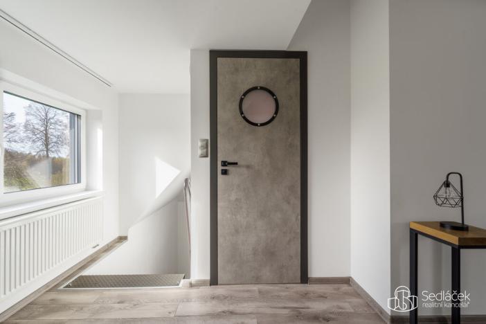 Prodej apartmánu, Krajková, 250 m2