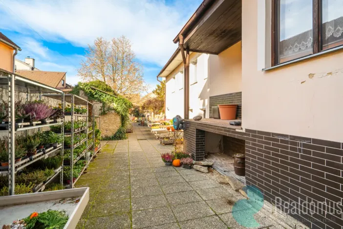 Prodej vícegeneračního domu, Trhové Sviny, Žižkovo náměstí, 340 m2