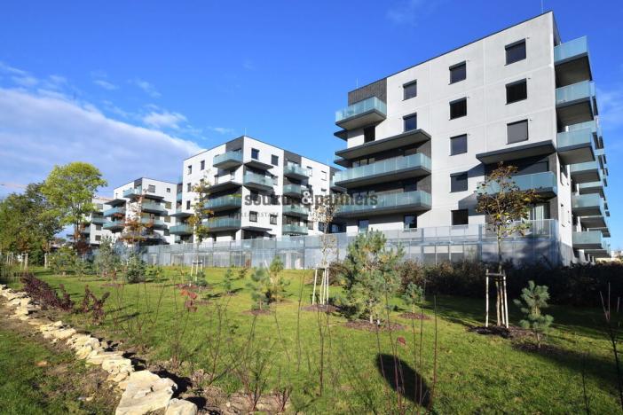 Prodej bytu 1+kk, Praha, Návarovská, 34 m2