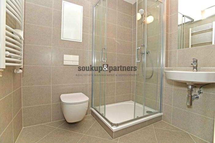 Prodej bytu 1+kk, Praha, Návarovská, 34 m2