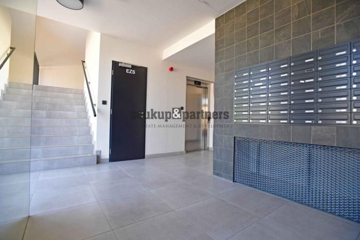 Prodej bytu 1+kk, Praha, Návarovská, 34 m2