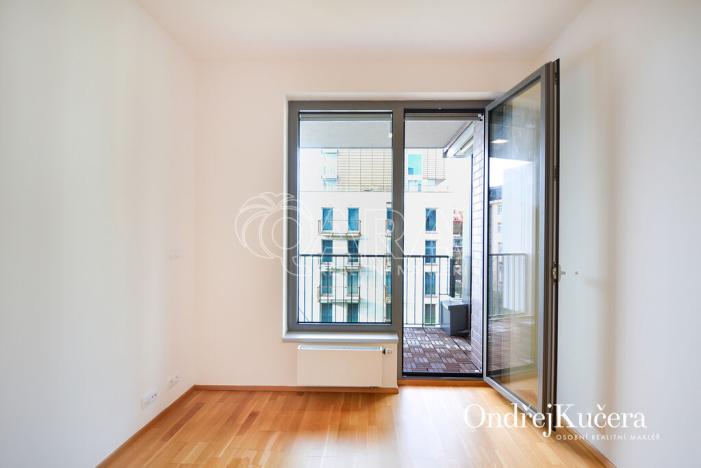 Pronájem bytu 2+kk, Praha - Vinohrady, Korunní, 69 m2