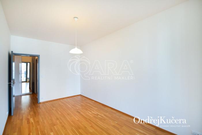 Pronájem bytu 2+kk, Praha - Vinohrady, Korunní, 69 m2
