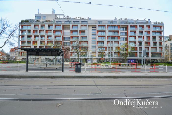 Pronájem bytu 2+kk, Praha - Vinohrady, Korunní, 69 m2