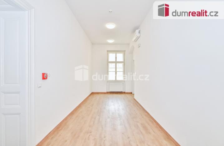 Pronájem kanceláře, Praha - Nové Město, Národní, 113 m2