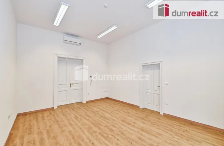 Pronájem kanceláře, Praha - Nové Město, Národní, 113 m2