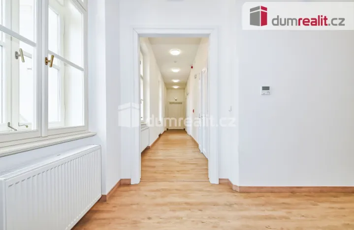 Pronájem kanceláře, Praha - Nové Město, Národní, 113 m2